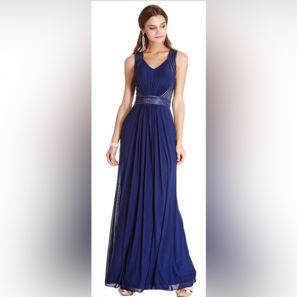 Lara Design Prom/Wedding Gown. - Picture 1 of 16